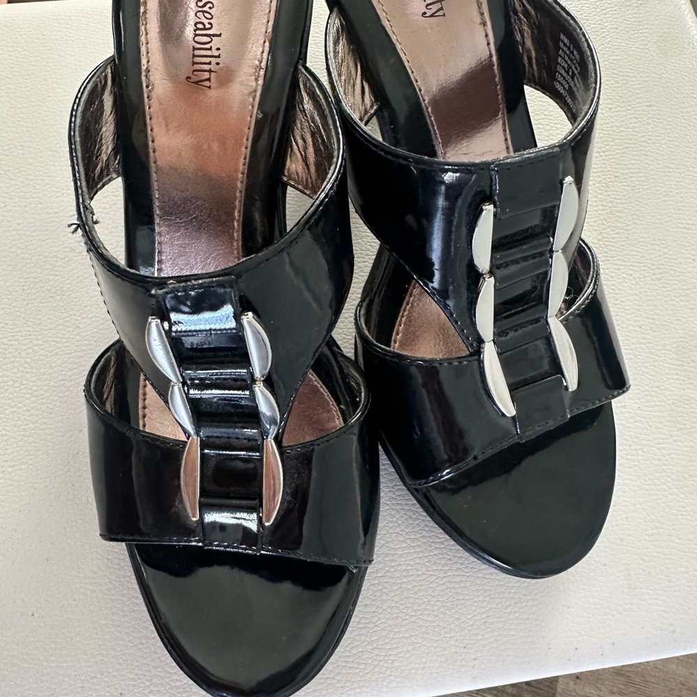 Kohl's Black Patent Leather Heels with Silver Accents